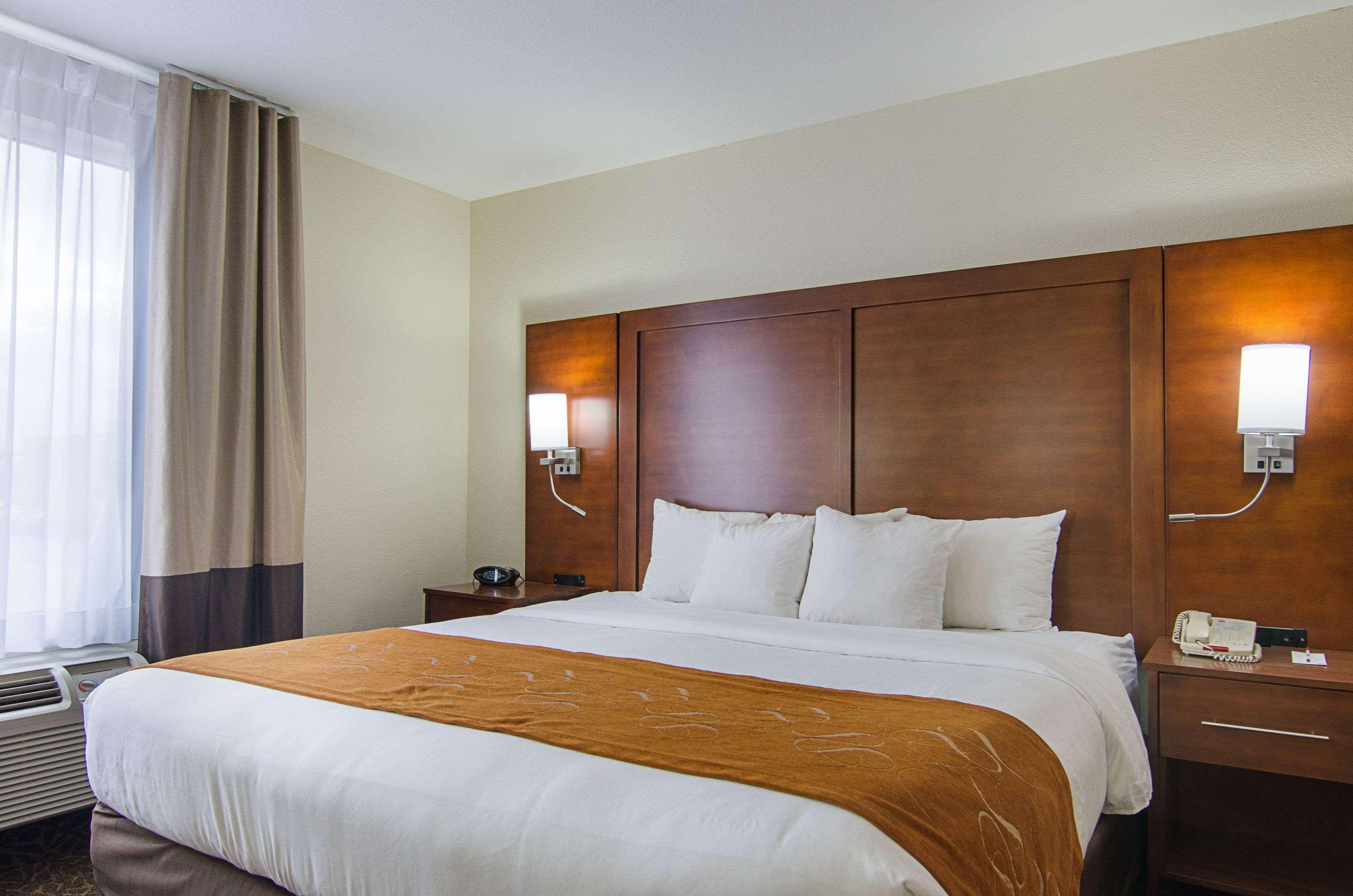 Quality Suites Springdale West I-49 Eksteriør billede