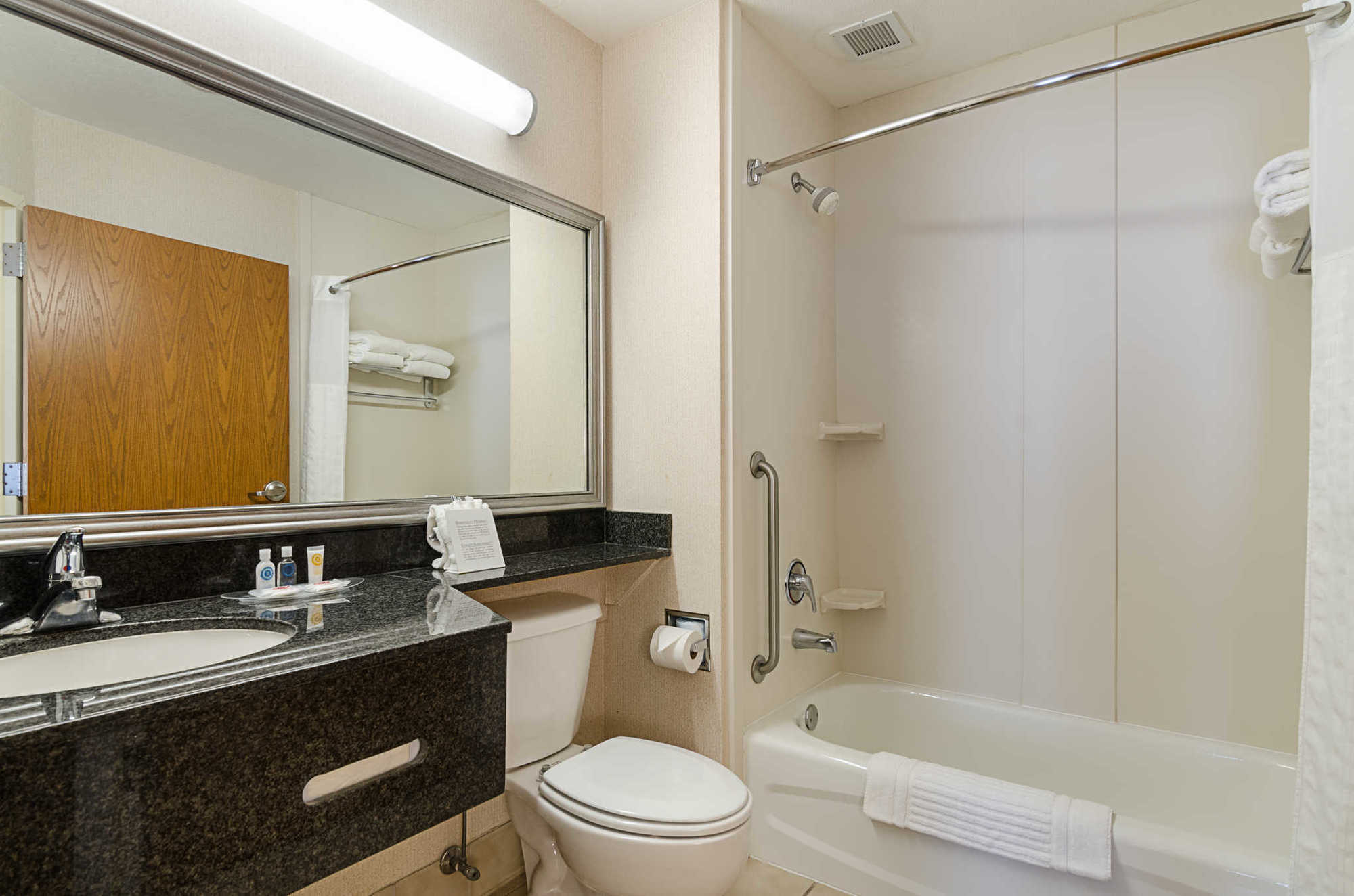 Quality Suites Springdale West I-49 Værelse billede